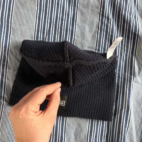 Shield Apparel Ribbed Knit Beanie - Picture 6 of 9